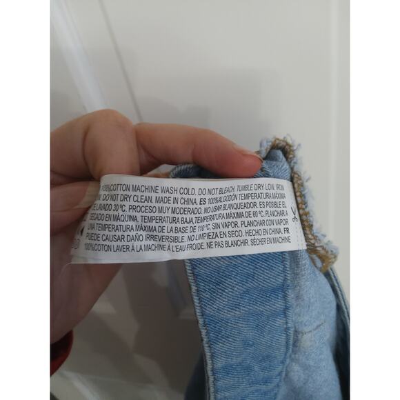 $Forever 21 denim Micro mini skirt Size 4 Chambray Button up vintage light wash - Picture 5 of 6